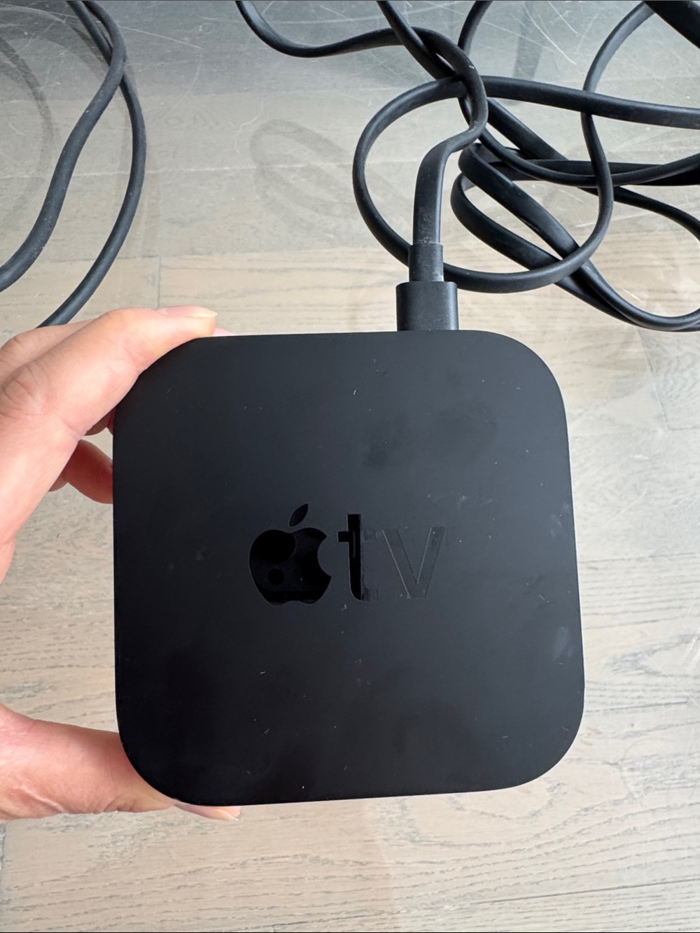 Apple TV 4K 2nd Gen 32GB A2169 - Black (No Remote, Cables Included) - Picture 2 of 5